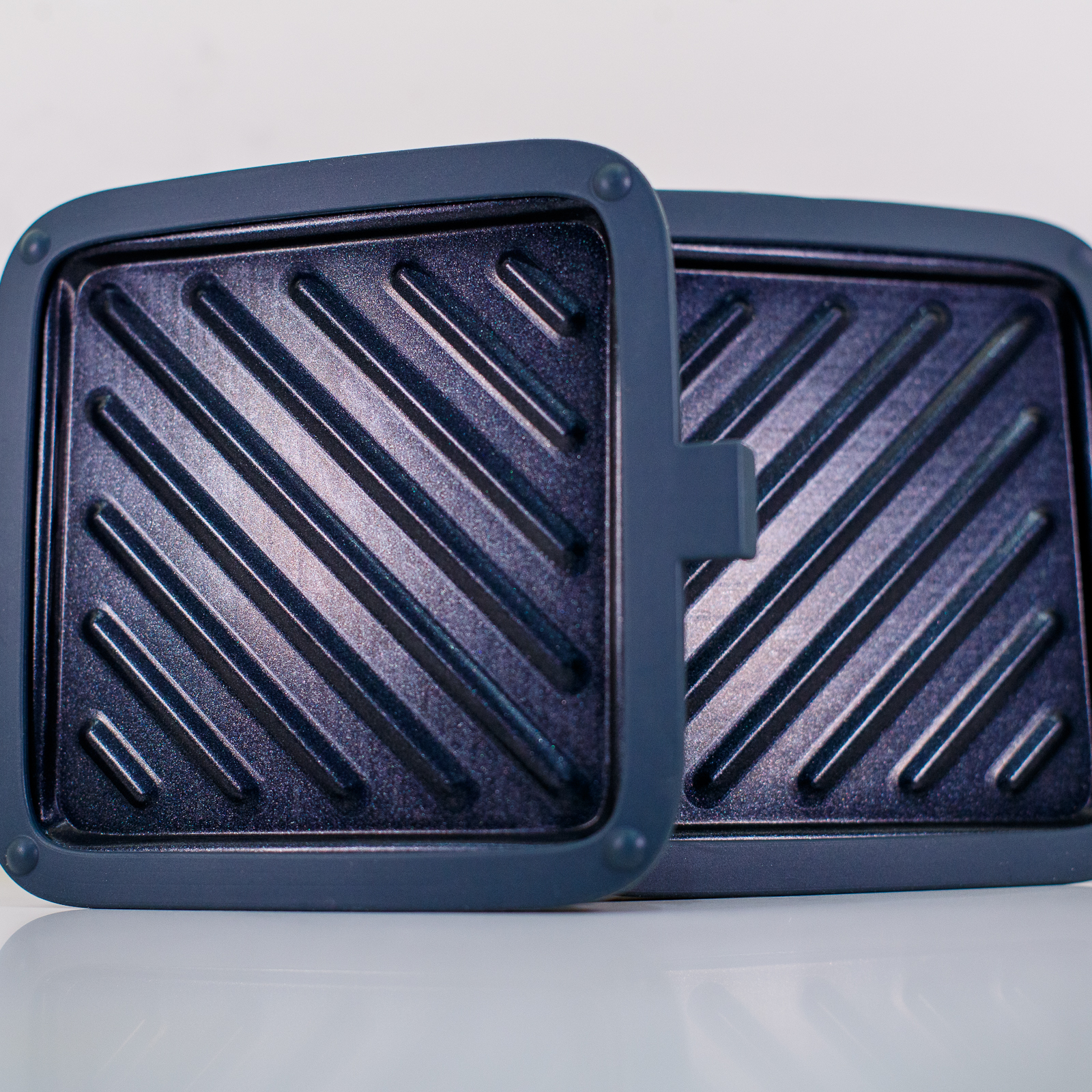 Micros Munchy Microwave Toastie Sandwich Maker, Toastie Maker with
