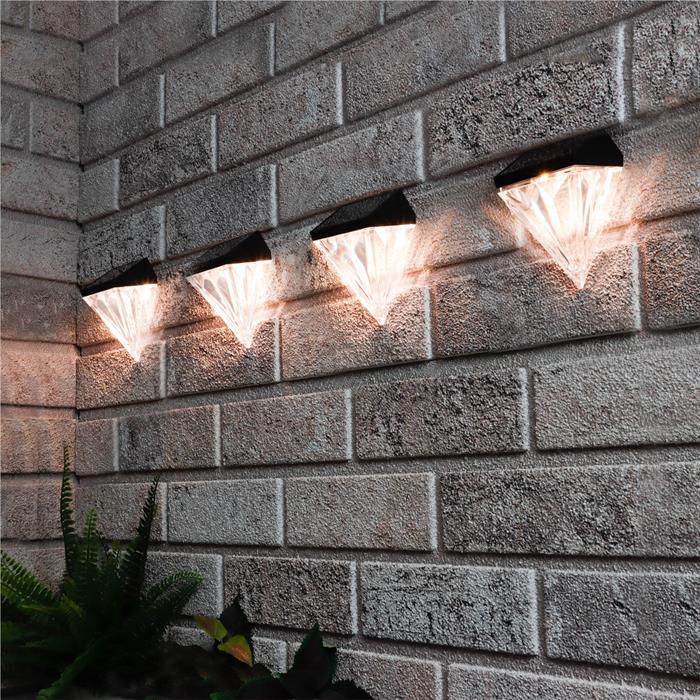 Gardenwize Solar Fence/Wall Diamond Lights - Pack of 8  - 693991